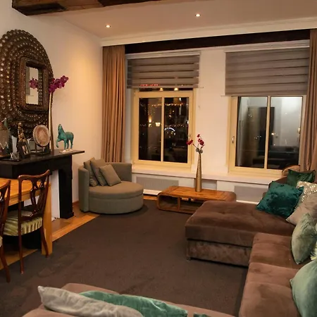 Red Light District B & B Canal View Guest house 4*