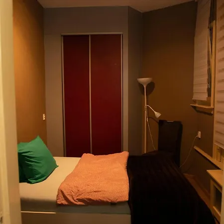 Red Light District B & B Canal View Frühstückspension