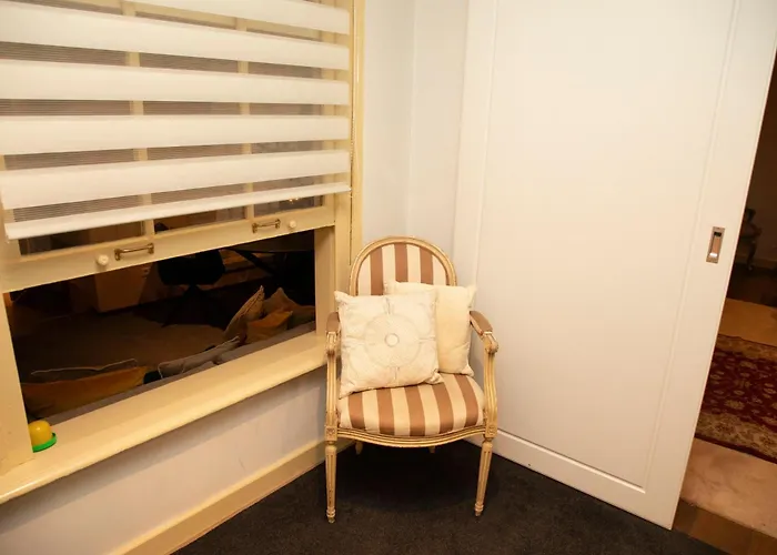 Red Light District B & B Canal View Guest house